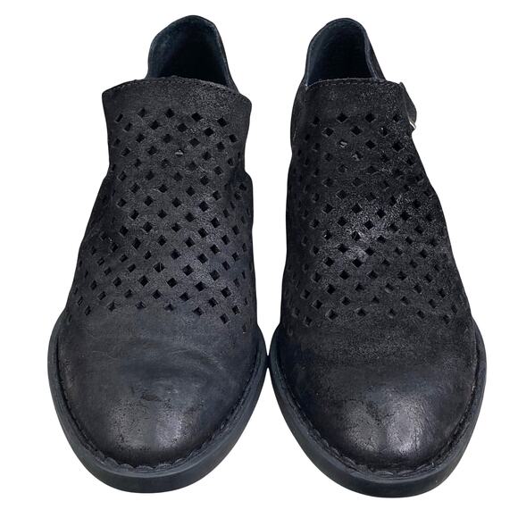 Born Women's Nanna Black Leather Laser Cut Ankle Bootie Size US 8.5 - Picture 7 of 11